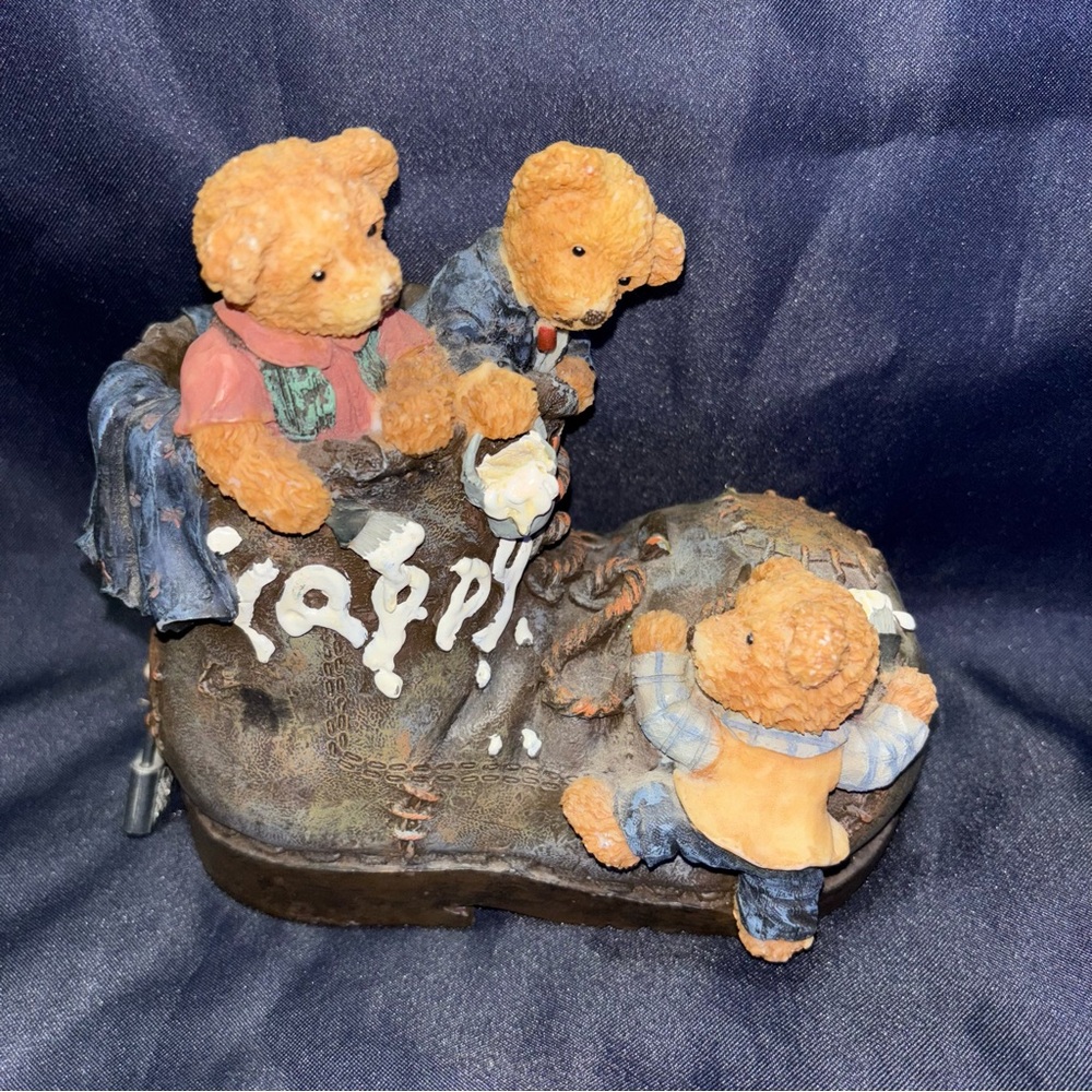 United Design Group Teddy Bear Coin Bank Handcrafted Resin Storybook Boot 1990s